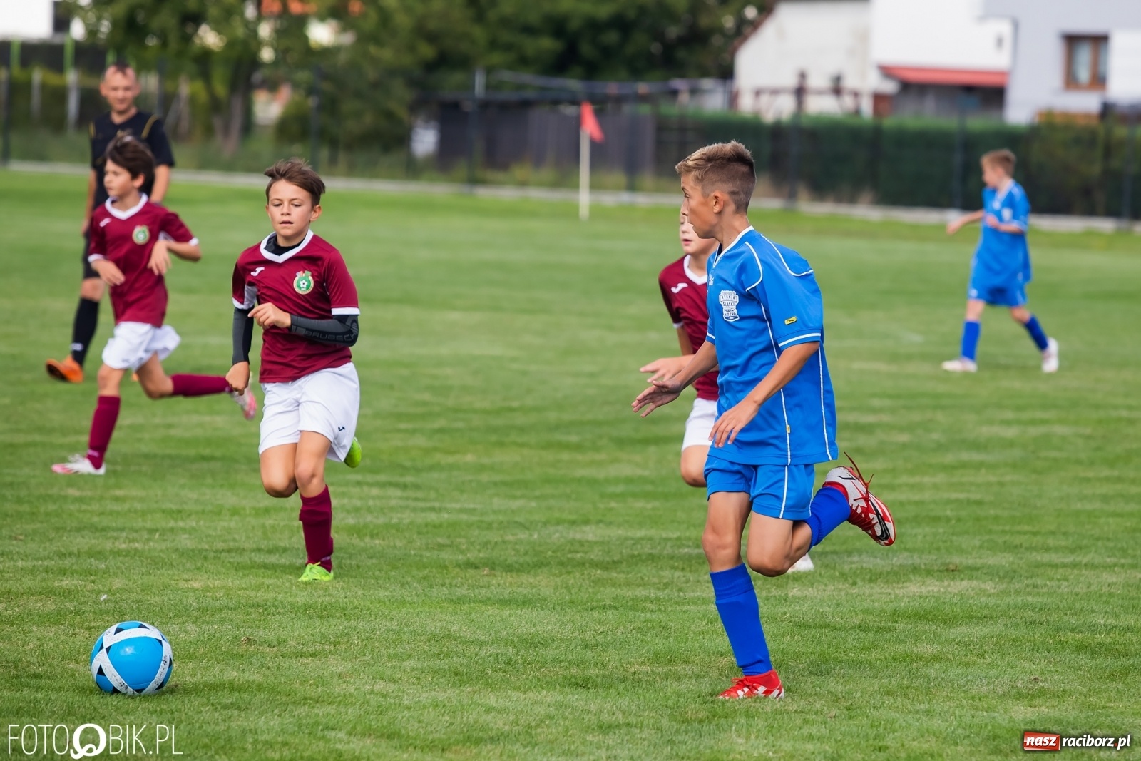 Zdjęcie w galerii na portalu naszraciborz.pl: Piłkarska rywalizacja w turnieju im. Zbigniewa Oszka [FOTO] wiadomości z regionu