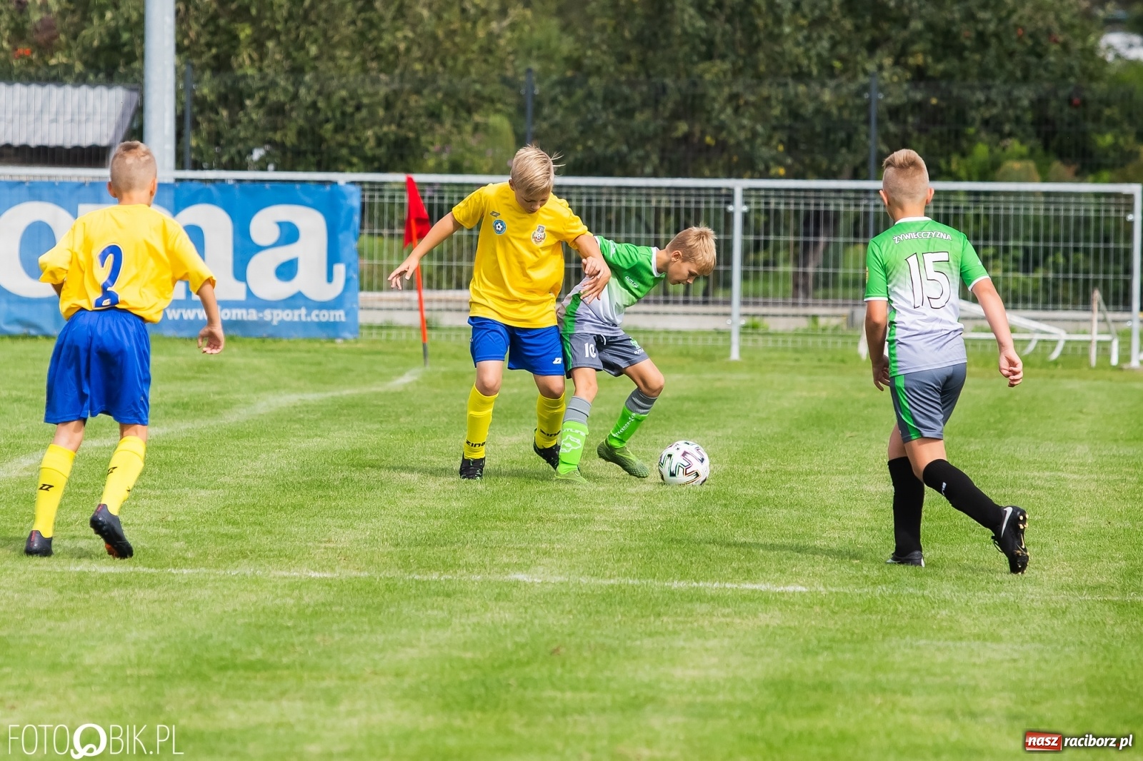Zdjęcie w galerii na portalu naszraciborz.pl: Piłkarska rywalizacja w turnieju im. Zbigniewa Oszka [FOTO] wiadomości z regionu
