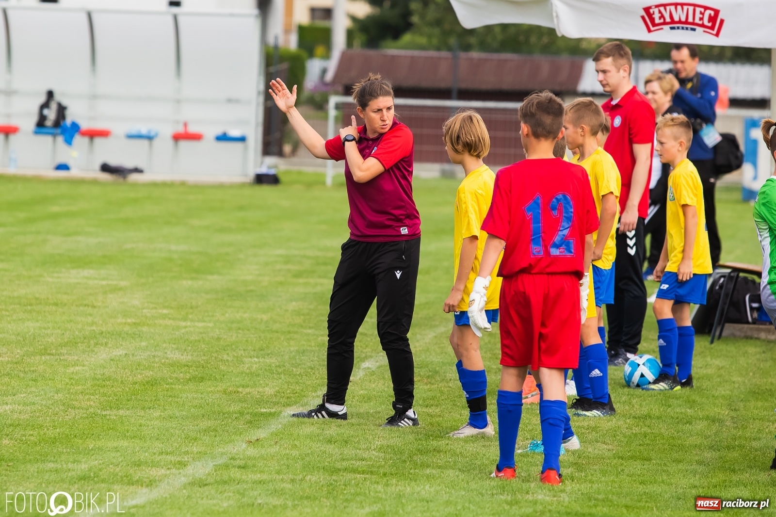 Zdjęcie w galerii na portalu naszraciborz.pl: Piłkarska rywalizacja w turnieju im. Zbigniewa Oszka [FOTO] wiadomości z regionu