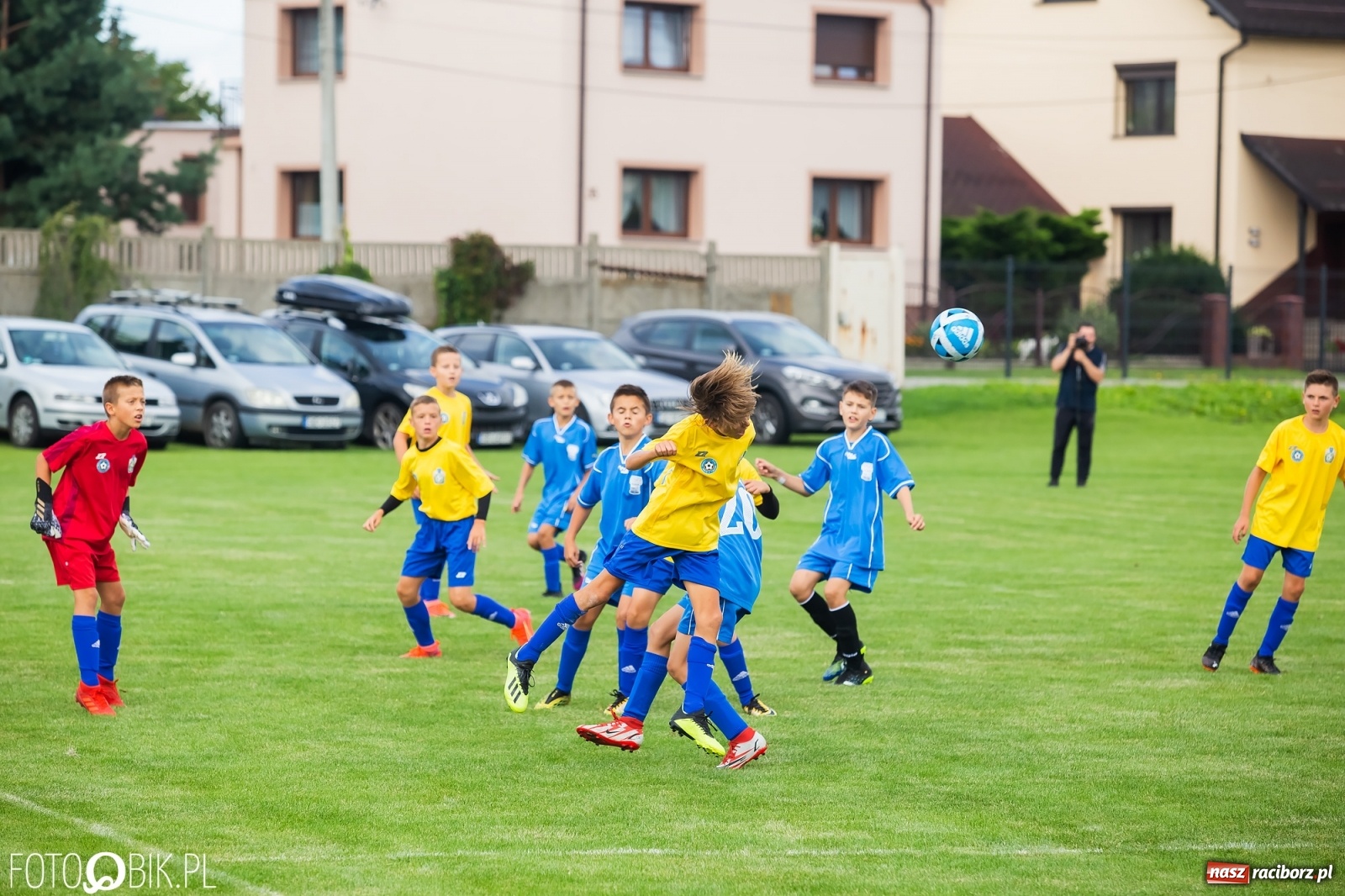 Zdjęcie w galerii na portalu naszraciborz.pl: Piłkarska rywalizacja w turnieju im. Zbigniewa Oszka [FOTO] wiadomości z regionu