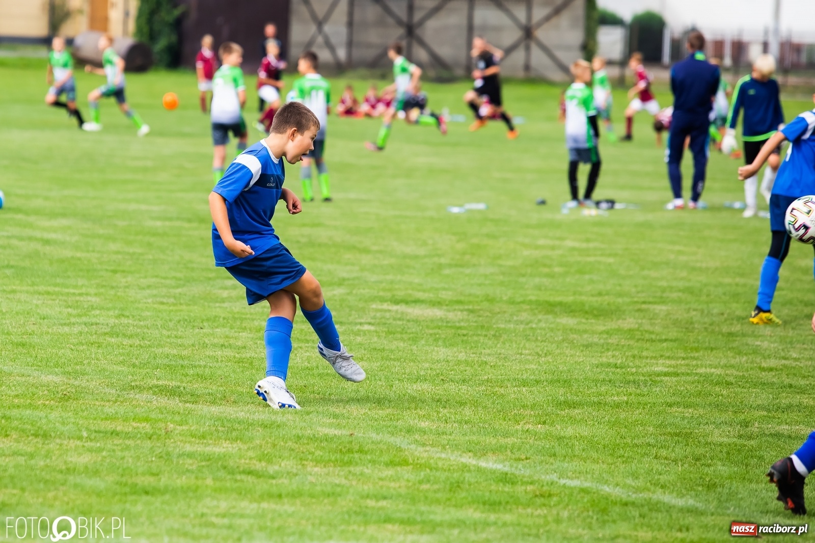 Zdjęcie w galerii na portalu naszraciborz.pl: Piłkarska rywalizacja w turnieju im. Zbigniewa Oszka [FOTO] wiadomości z regionu
