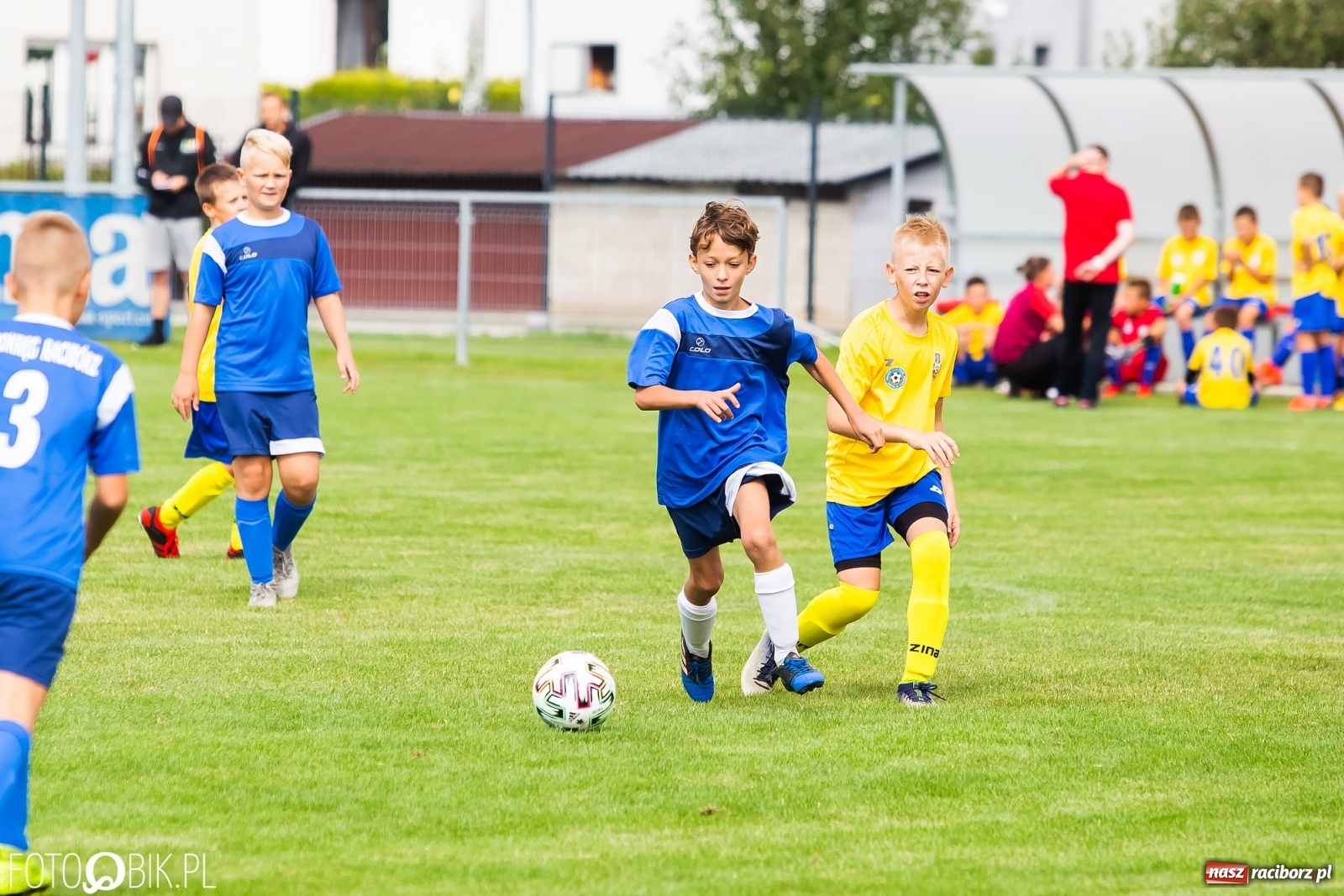 Zdjęcie w galerii na portalu naszraciborz.pl: Piłkarska rywalizacja w turnieju im. Zbigniewa Oszka [FOTO] wiadomości z regionu