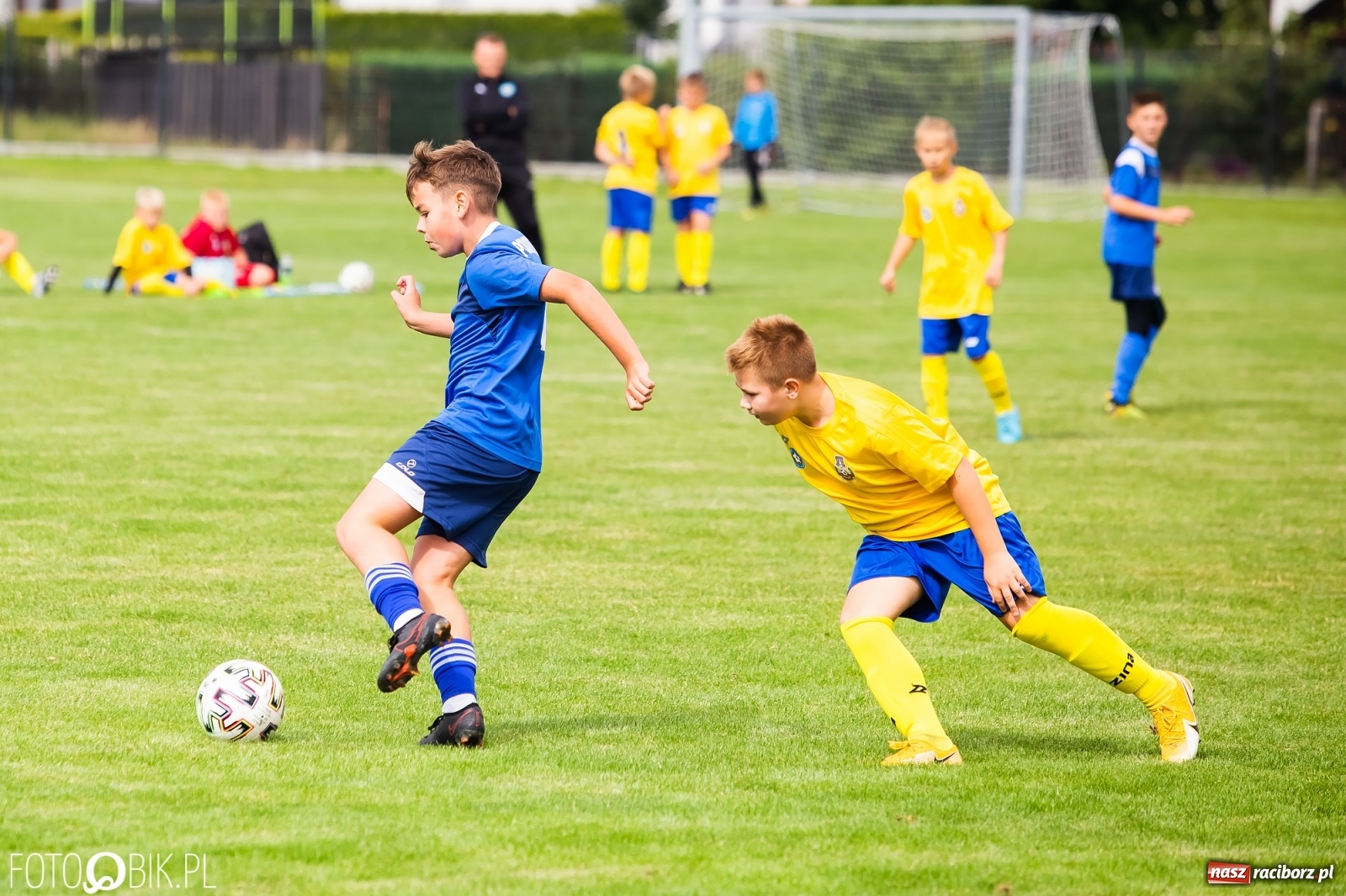 Zdjęcie w galerii na portalu naszraciborz.pl: Piłkarska rywalizacja w turnieju im. Zbigniewa Oszka [FOTO] wiadomości z regionu