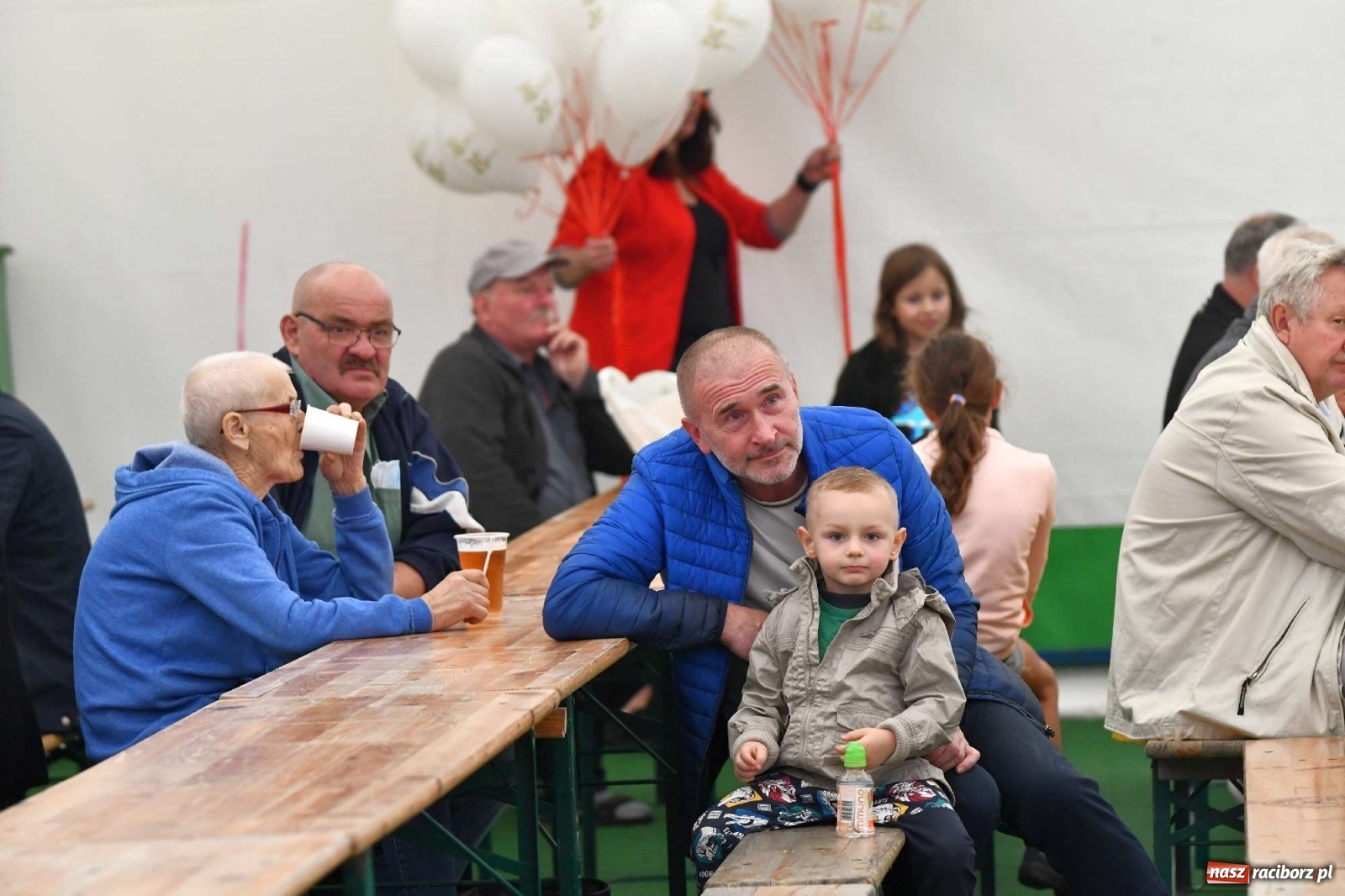 Zdjęcie w galerii na portalu naszraciborz.pl: 75 lat Rafametu. Festyn rodzinny w Szymocicach wiadomości z regionu