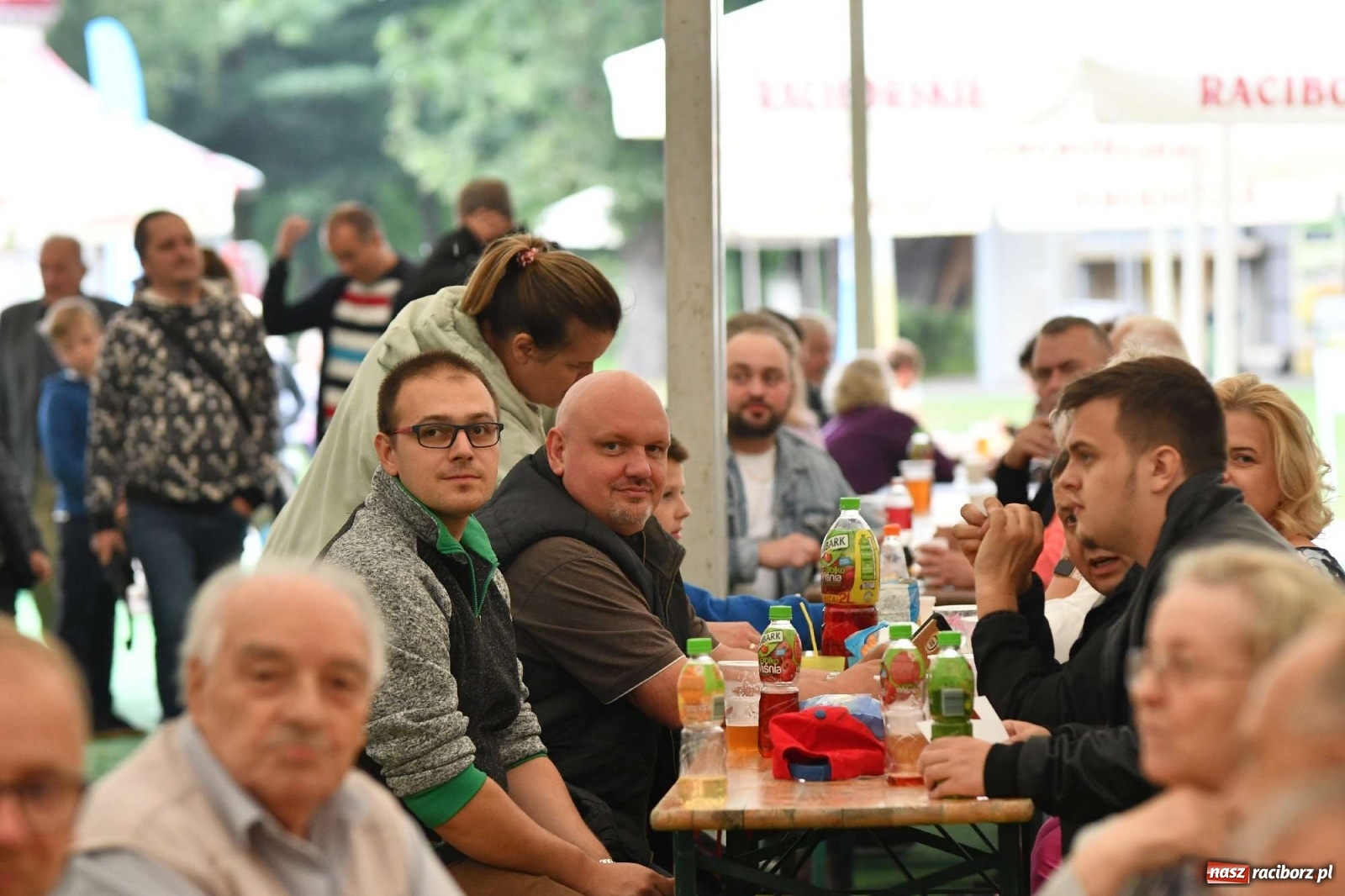 Zdjęcie w galerii na portalu naszraciborz.pl: 75 lat Rafametu. Festyn rodzinny w Szymocicach wiadomości z regionu