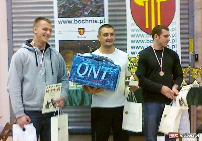 Zdjęcie w galerii na portalu naszraciborz.pl: Raszkiewicz mistrzem MMA wiadomości z regionu