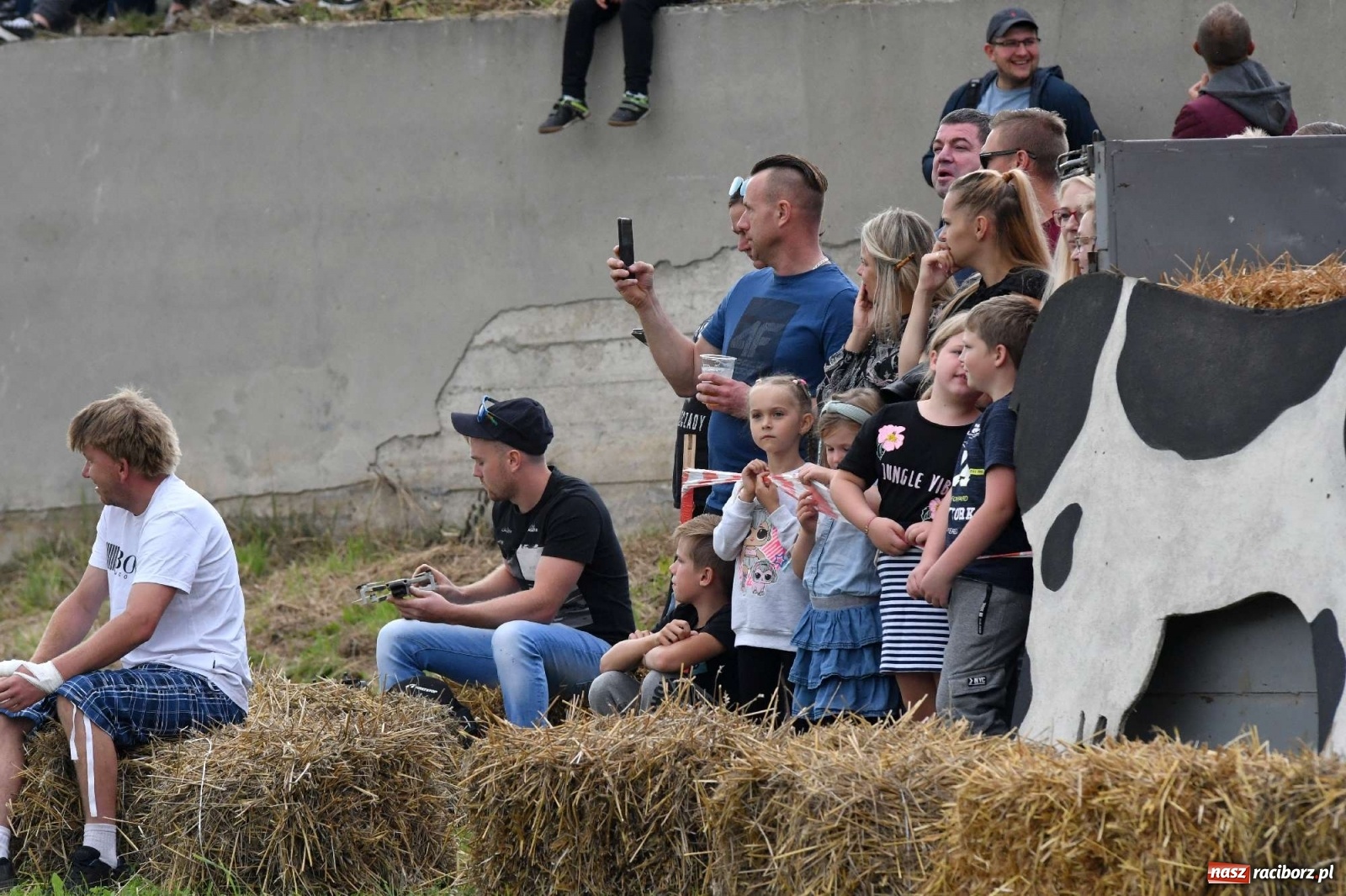 Zdjęcie w galerii na portalu naszraciborz.pl: Fantastyczny Ciapek Racing 2021. Tłum kibiców w Krowiarkach [FOTO i WIDEO] wiadomości z regionu