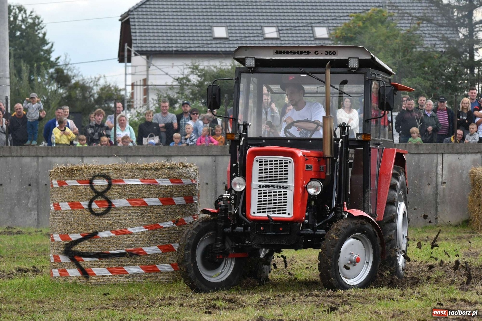 Zdjęcie w galerii na portalu naszraciborz.pl: Fantastyczny Ciapek Racing 2021. Tłum kibiców w Krowiarkach [FOTO i WIDEO] wiadomości z regionu