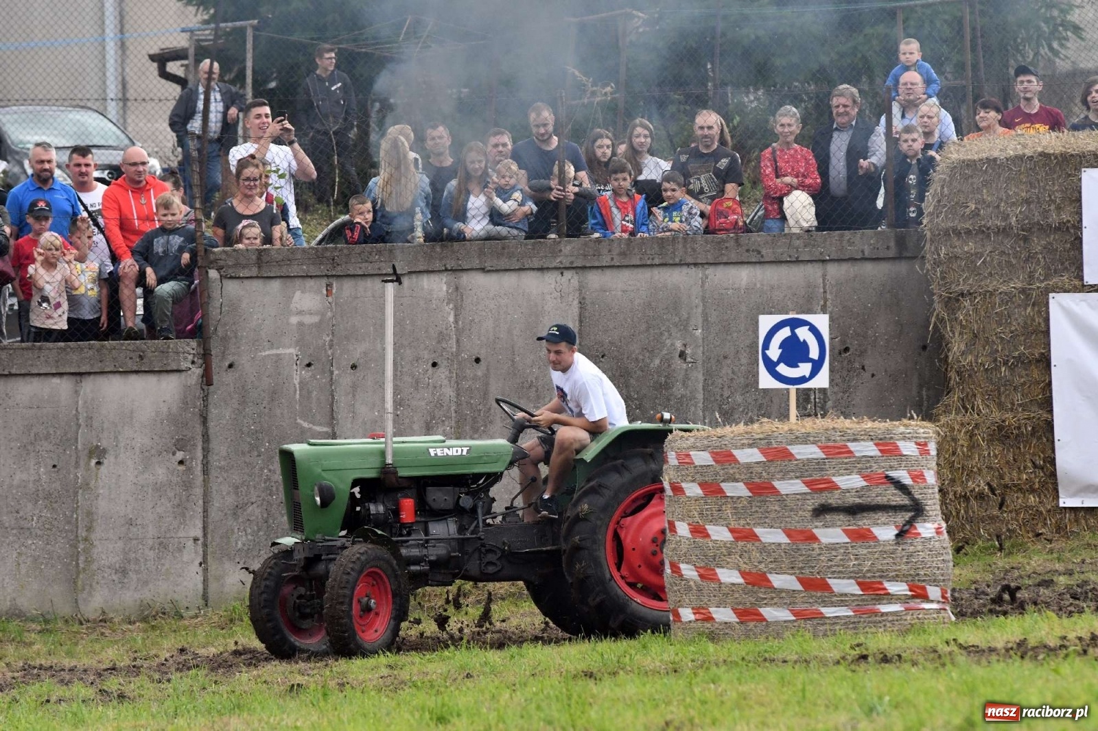 Zdjęcie w galerii na portalu naszraciborz.pl: Fantastyczny Ciapek Racing 2021. Tłum kibiców w Krowiarkach [FOTO i WIDEO] wiadomości z regionu
