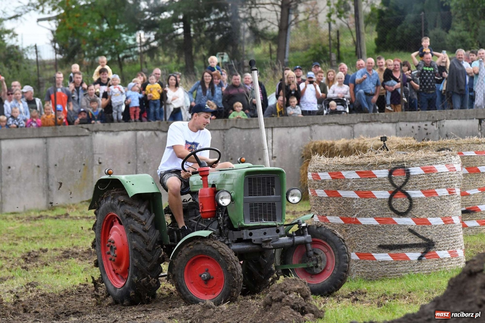 Zdjęcie w galerii na portalu naszraciborz.pl: Fantastyczny Ciapek Racing 2021. Tłum kibiców w Krowiarkach [FOTO i WIDEO] wiadomości z regionu