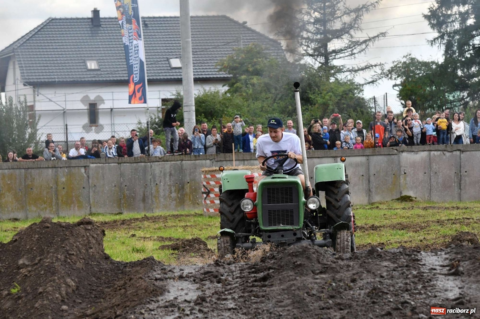 Zdjęcie w galerii na portalu naszraciborz.pl: Fantastyczny Ciapek Racing 2021. Tłum kibiców w Krowiarkach [FOTO i WIDEO] wiadomości z regionu