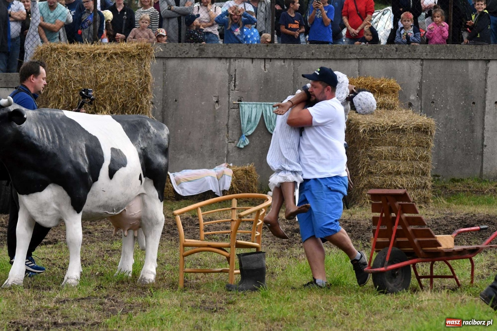 Zdjęcie w galerii na portalu naszraciborz.pl: Fantastyczny Ciapek Racing 2021. Tłum kibiców w Krowiarkach [FOTO i WIDEO] wiadomości z regionu
