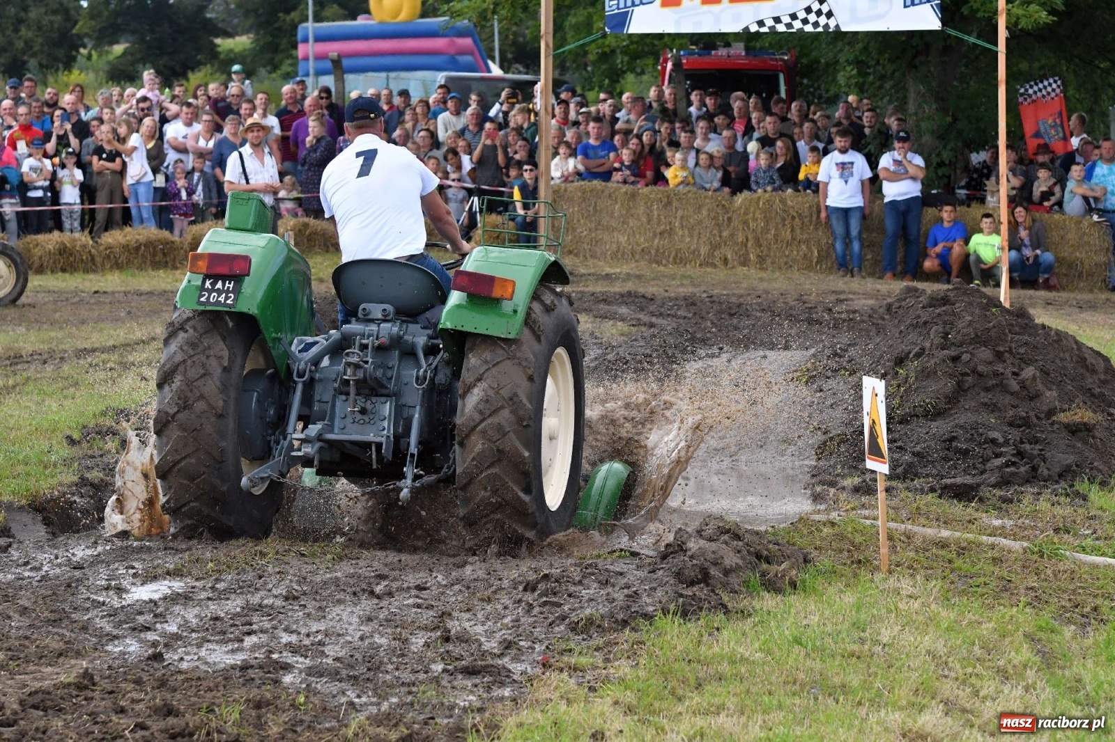 Zdjęcie w galerii na portalu naszraciborz.pl: Fantastyczny Ciapek Racing 2021. Tłum kibiców w Krowiarkach [FOTO i WIDEO] wiadomości z regionu