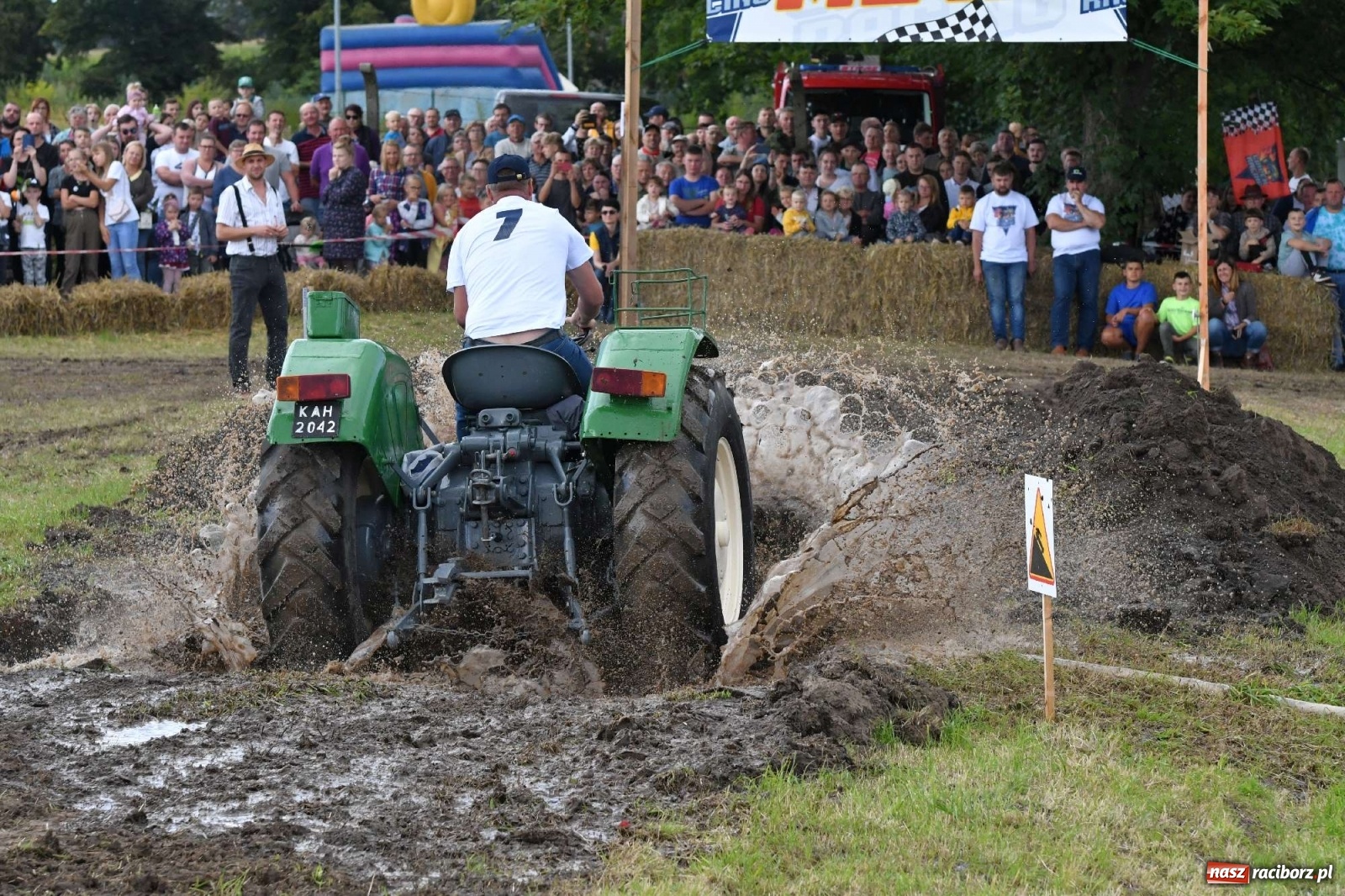 Zdjęcie w galerii na portalu naszraciborz.pl: Fantastyczny Ciapek Racing 2021. Tłum kibiców w Krowiarkach [FOTO i WIDEO] wiadomości z regionu