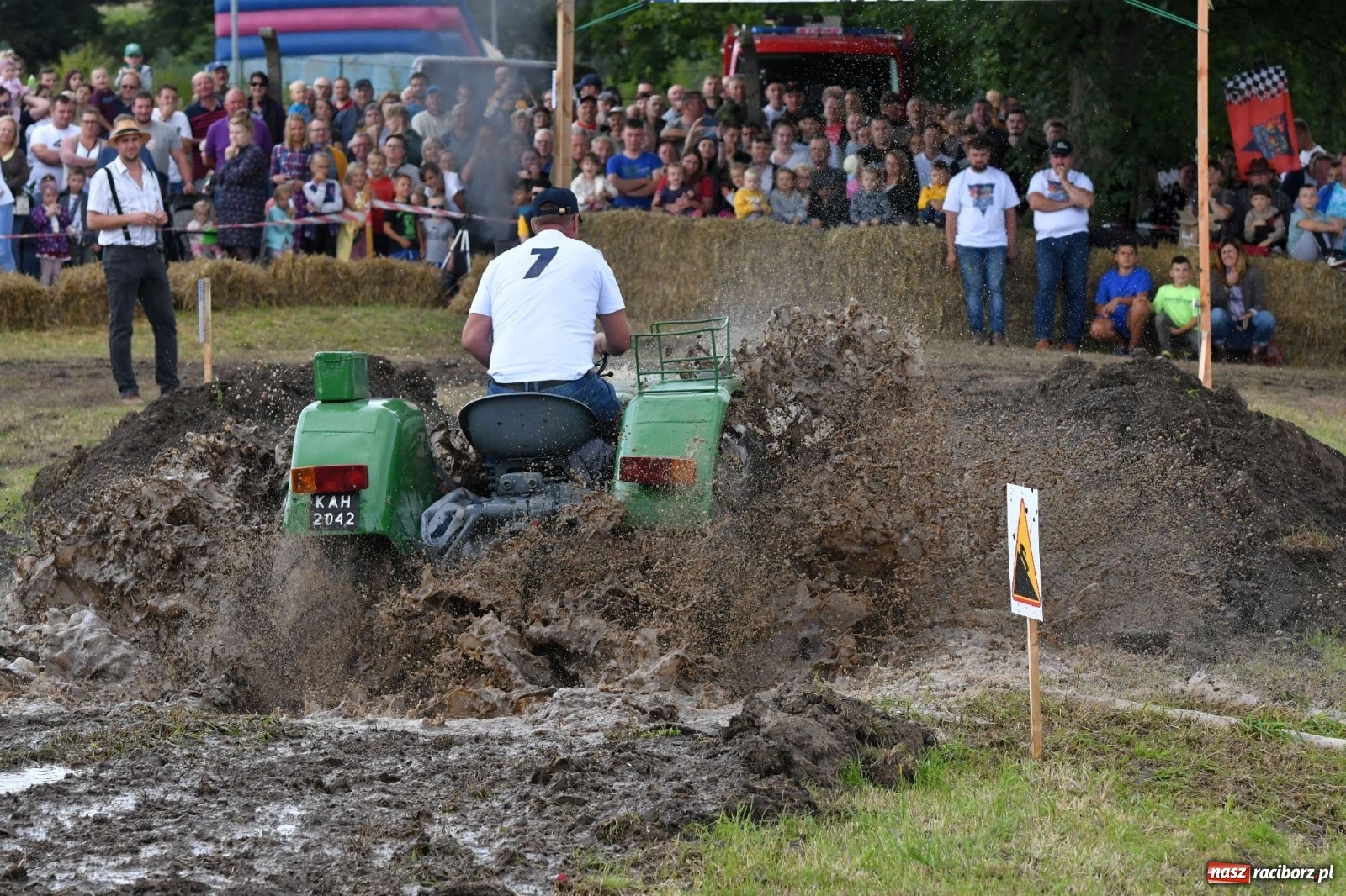 Zdjęcie w galerii na portalu naszraciborz.pl: Fantastyczny Ciapek Racing 2021. Tłum kibiców w Krowiarkach [FOTO i WIDEO] wiadomości z regionu