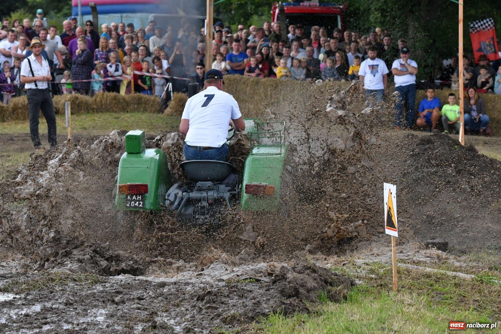 Zdjęcie w galerii na portalu naszraciborz.pl: Fantastyczny Ciapek Racing 2021. Tłum kibiców w Krowiarkach [FOTO i WIDEO] wiadomości z regionu