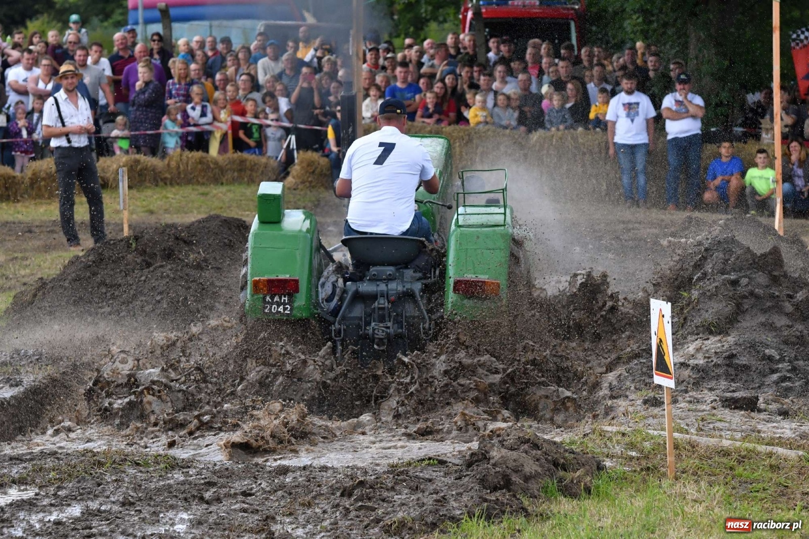 Zdjęcie w galerii na portalu naszraciborz.pl: Fantastyczny Ciapek Racing 2021. Tłum kibiców w Krowiarkach [FOTO i WIDEO] wiadomości z regionu