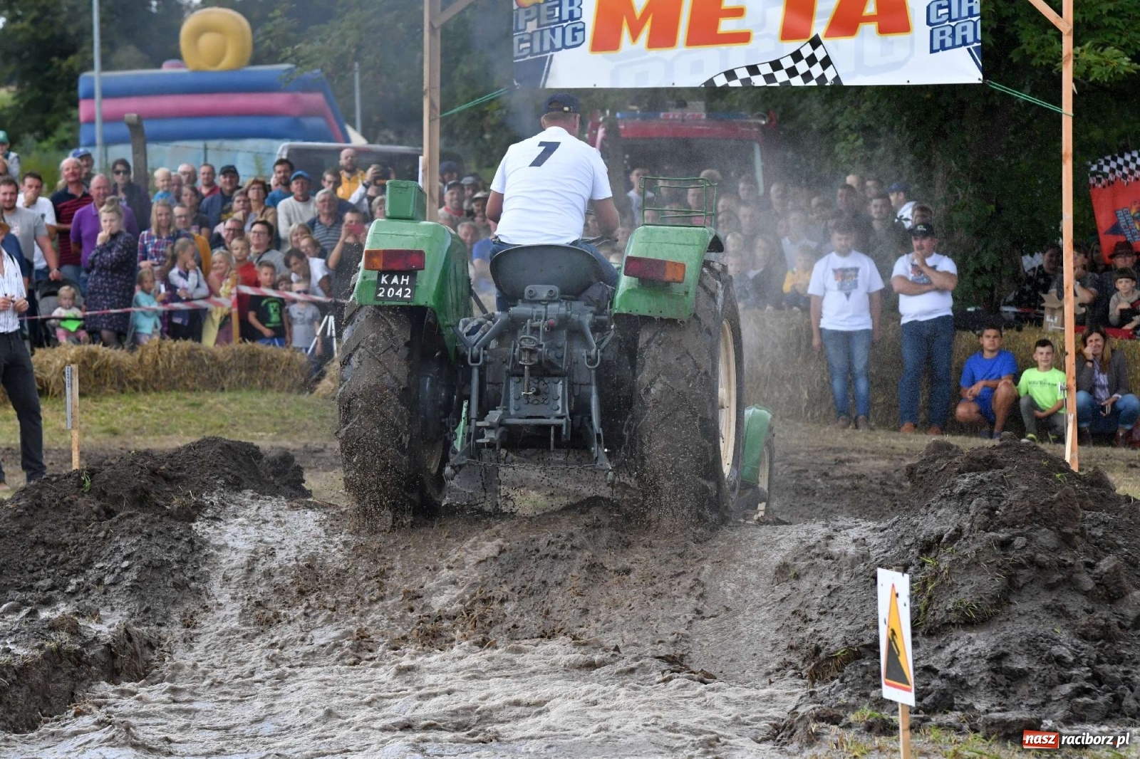 Zdjęcie w galerii na portalu naszraciborz.pl: Fantastyczny Ciapek Racing 2021. Tłum kibiców w Krowiarkach [FOTO i WIDEO] wiadomości z regionu