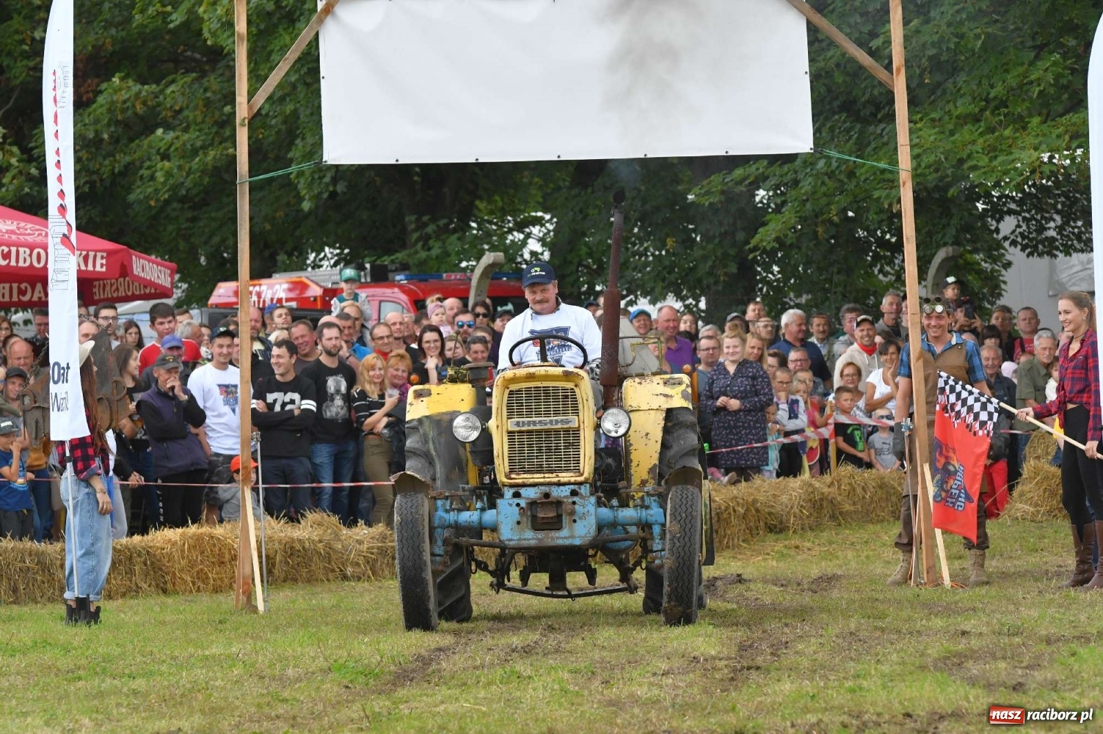 Zdjęcie w galerii na portalu naszraciborz.pl: Fantastyczny Ciapek Racing 2021. Tłum kibiców w Krowiarkach [FOTO i WIDEO] wiadomości z regionu