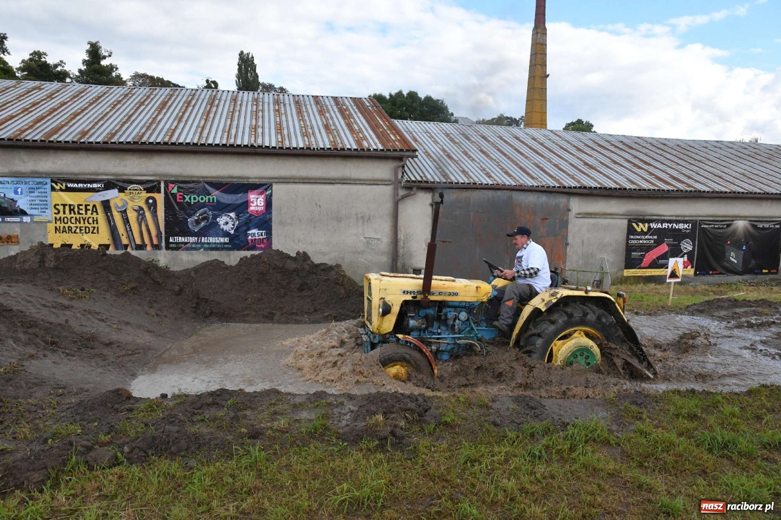 Zdjęcie w galerii na portalu naszraciborz.pl: Fantastyczny Ciapek Racing 2021. Tłum kibiców w Krowiarkach [FOTO i WIDEO] wiadomości z regionu