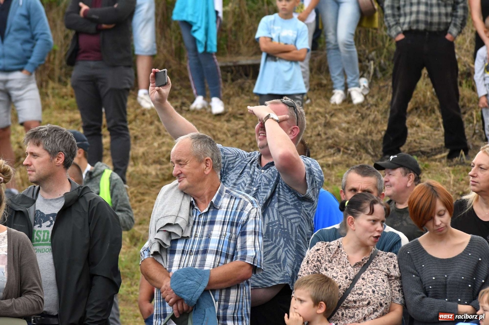Zdjęcie w galerii na portalu naszraciborz.pl: Fantastyczny Ciapek Racing 2021. Tłum kibiców w Krowiarkach [FOTO i WIDEO] wiadomości z regionu