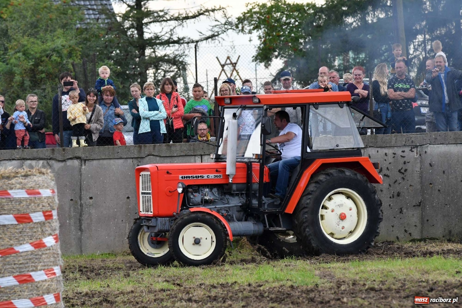 Zdjęcie w galerii na portalu naszraciborz.pl: Fantastyczny Ciapek Racing 2021. Tłum kibiców w Krowiarkach [FOTO i WIDEO] wiadomości z regionu