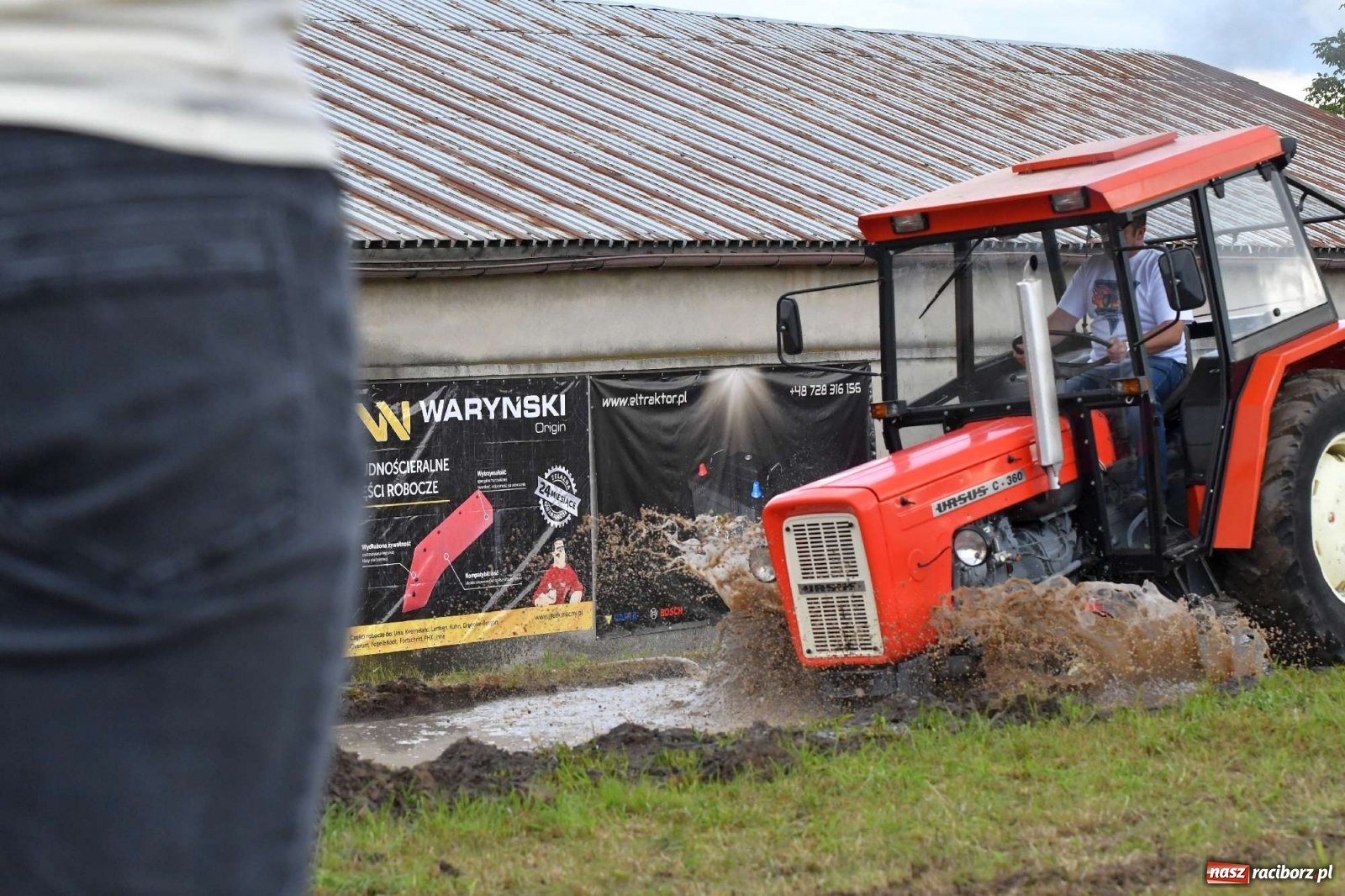 Zdjęcie w galerii na portalu naszraciborz.pl: Fantastyczny Ciapek Racing 2021. Tłum kibiców w Krowiarkach [FOTO i WIDEO] wiadomości z regionu