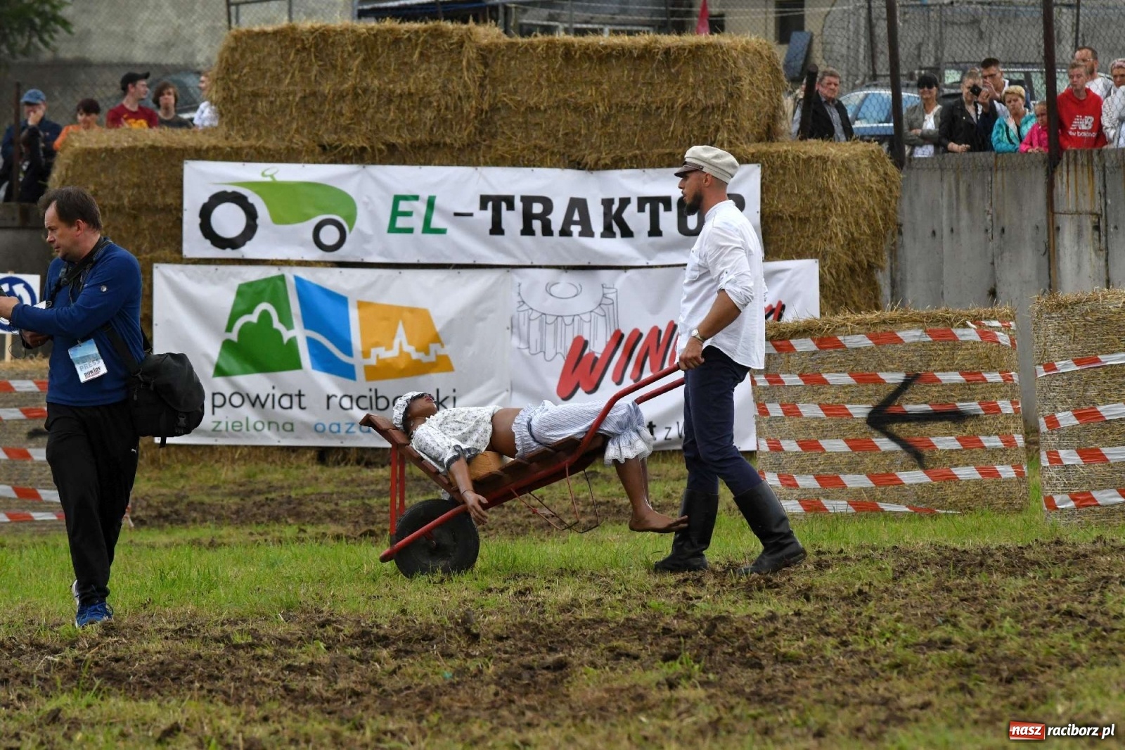 Zdjęcie w galerii na portalu naszraciborz.pl: Fantastyczny Ciapek Racing 2021. Tłum kibiców w Krowiarkach [FOTO i WIDEO] wiadomości z regionu