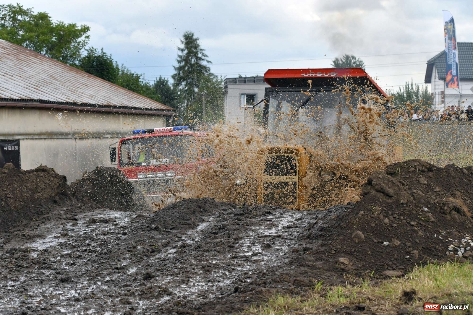 Zdjęcie w galerii na portalu naszraciborz.pl: Fantastyczny Ciapek Racing 2021. Tłum kibiców w Krowiarkach [FOTO i WIDEO] wiadomości z regionu