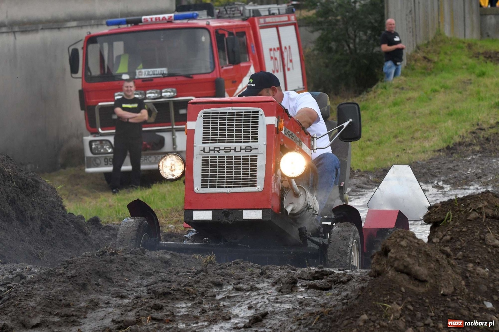Zdjęcie w galerii na portalu naszraciborz.pl: Fantastyczny Ciapek Racing 2021. Tłum kibiców w Krowiarkach [FOTO i WIDEO] wiadomości z regionu