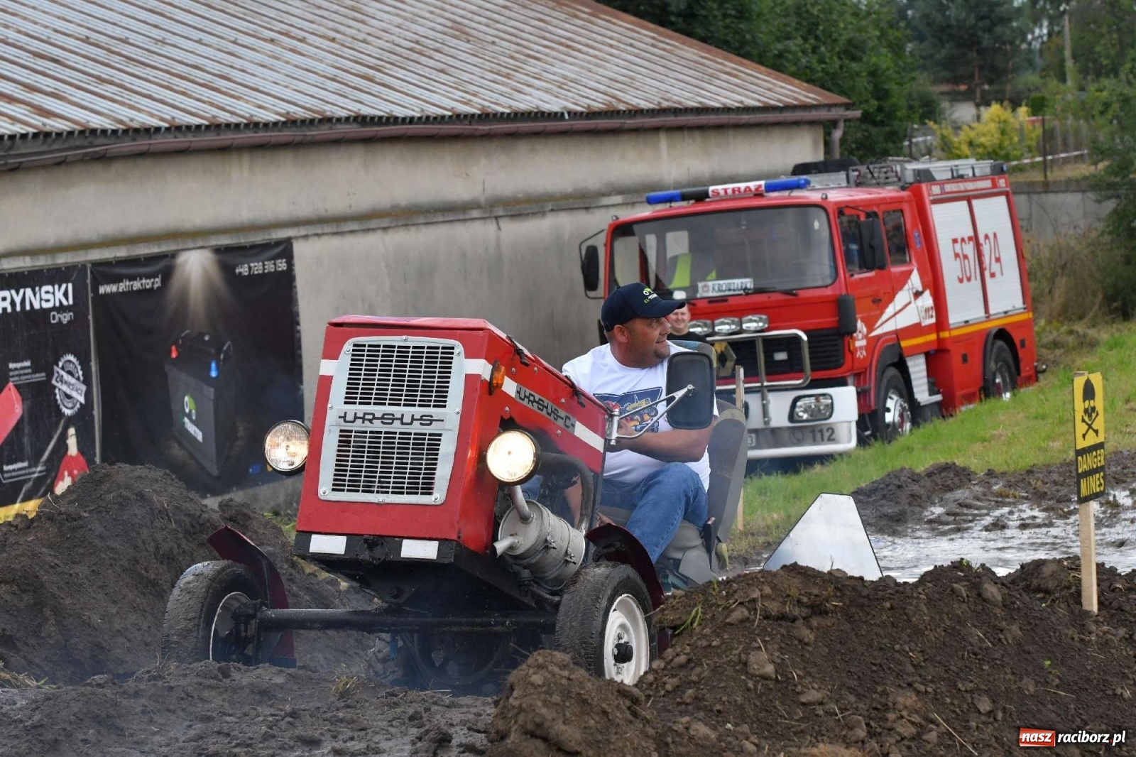 Zdjęcie w galerii na portalu naszraciborz.pl: Fantastyczny Ciapek Racing 2021. Tłum kibiców w Krowiarkach [FOTO i WIDEO] wiadomości z regionu