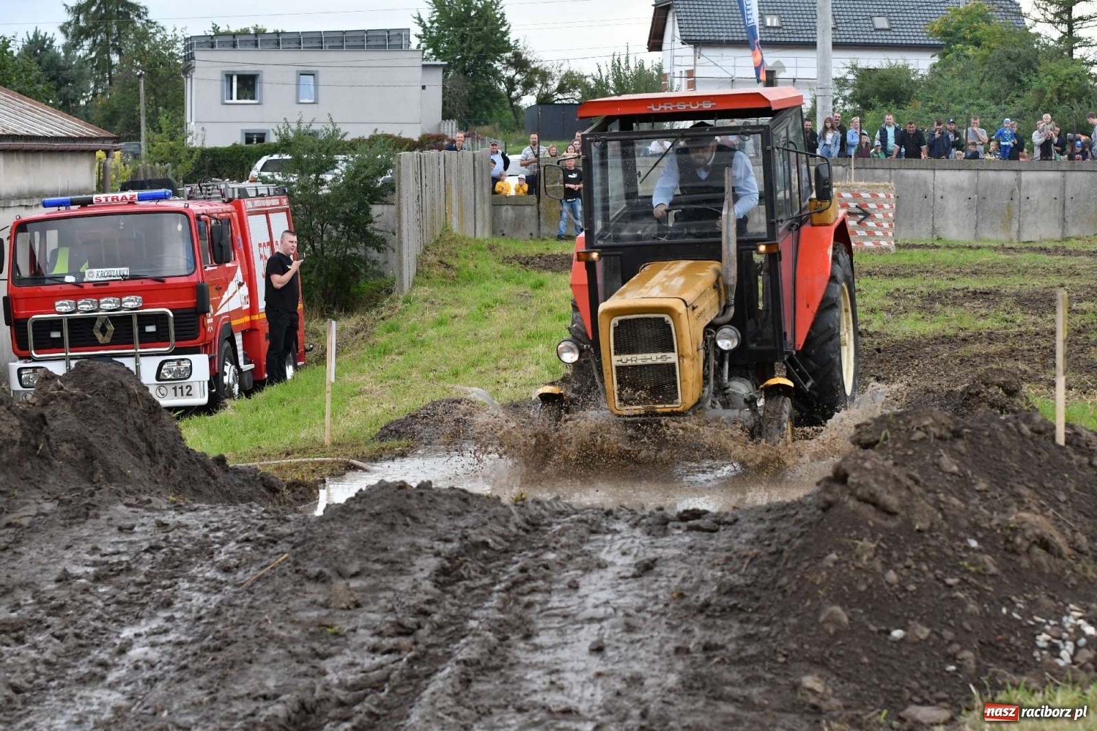 Zdjęcie w galerii na portalu naszraciborz.pl: Fantastyczny Ciapek Racing 2021. Tłum kibiców w Krowiarkach [FOTO i WIDEO] wiadomości z regionu