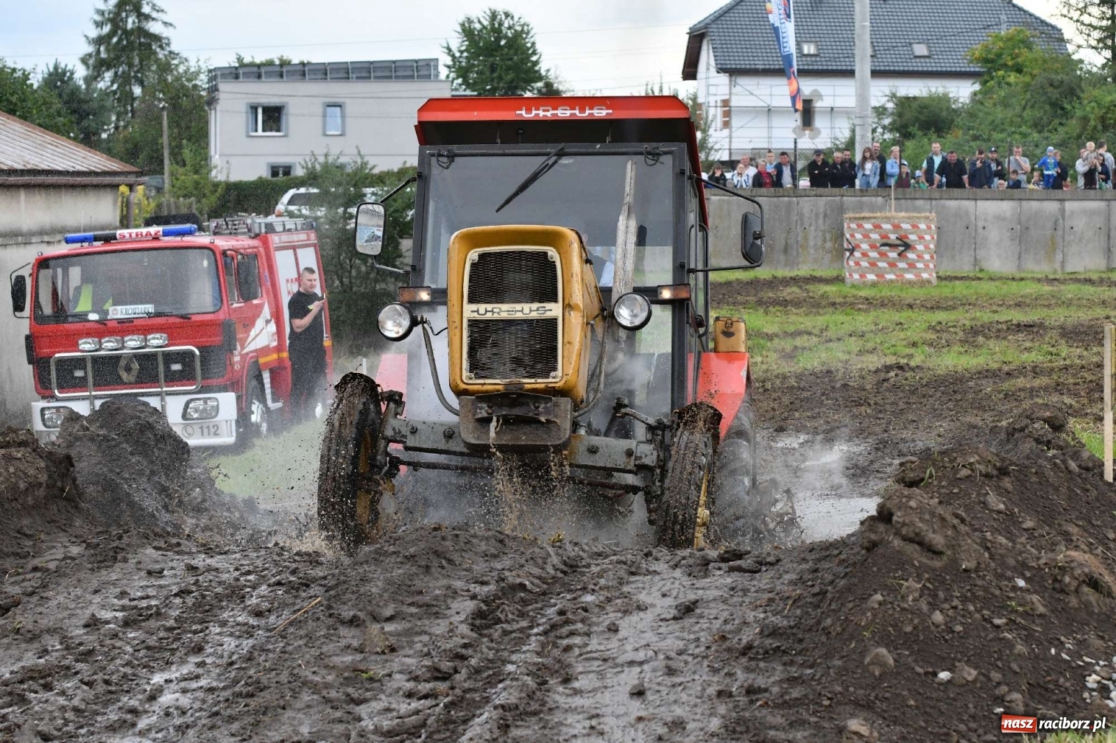 Zdjęcie w galerii na portalu naszraciborz.pl: Fantastyczny Ciapek Racing 2021. Tłum kibiców w Krowiarkach [FOTO i WIDEO] wiadomości z regionu