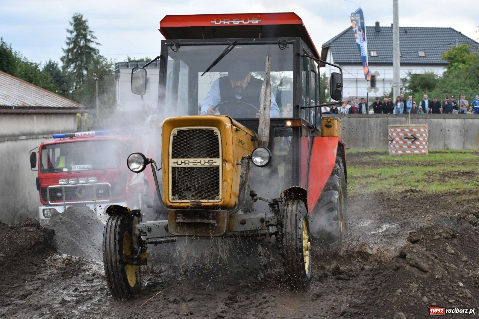 Zdjęcie w galerii na portalu naszraciborz.pl: Fantastyczny Ciapek Racing 2021. Tłum kibiców w Krowiarkach [FOTO i WIDEO] wiadomości z regionu