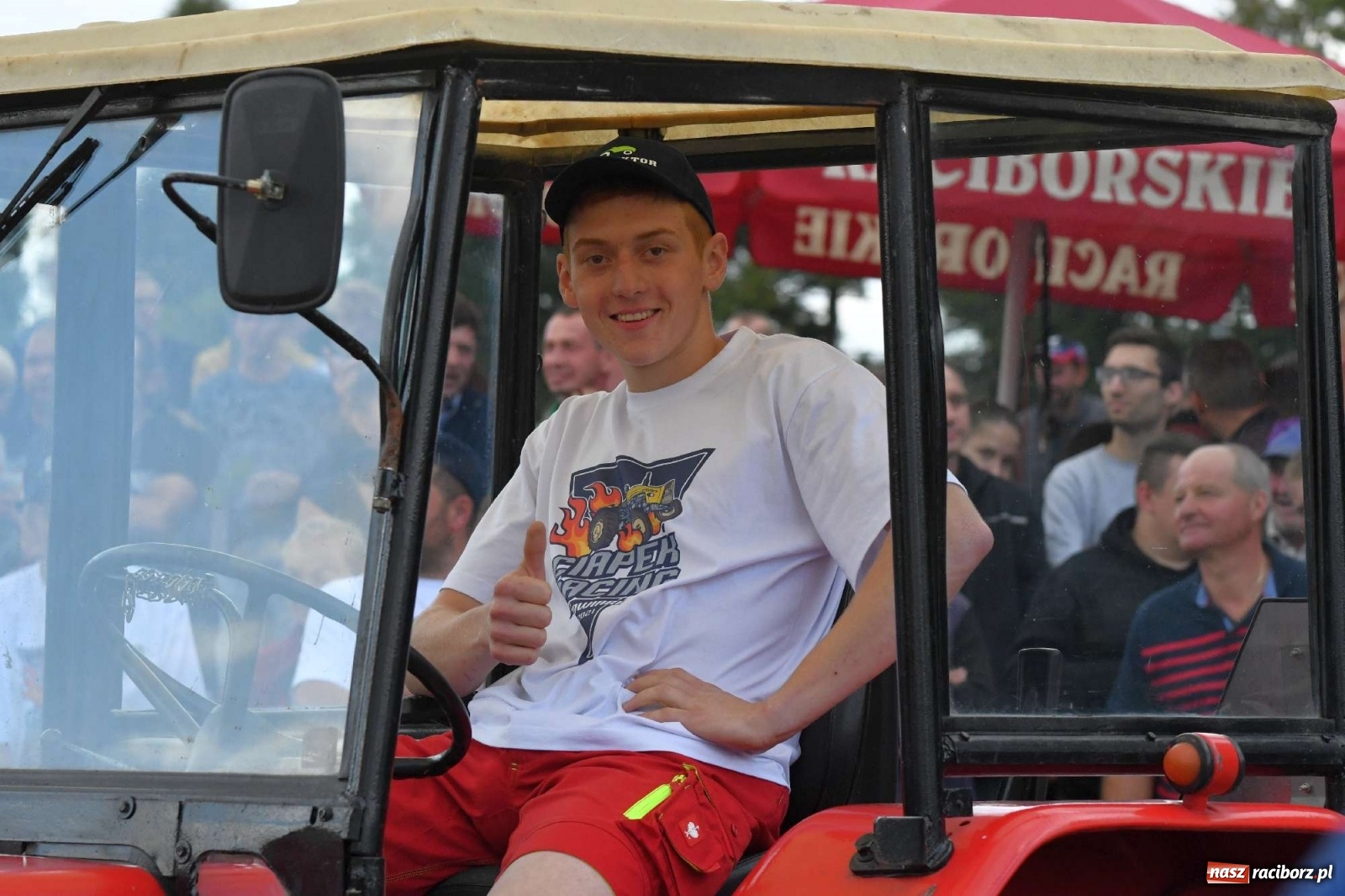 Zdjęcie w galerii na portalu naszraciborz.pl: Fantastyczny Ciapek Racing 2021. Tłum kibiców w Krowiarkach [FOTO i WIDEO] wiadomości z regionu