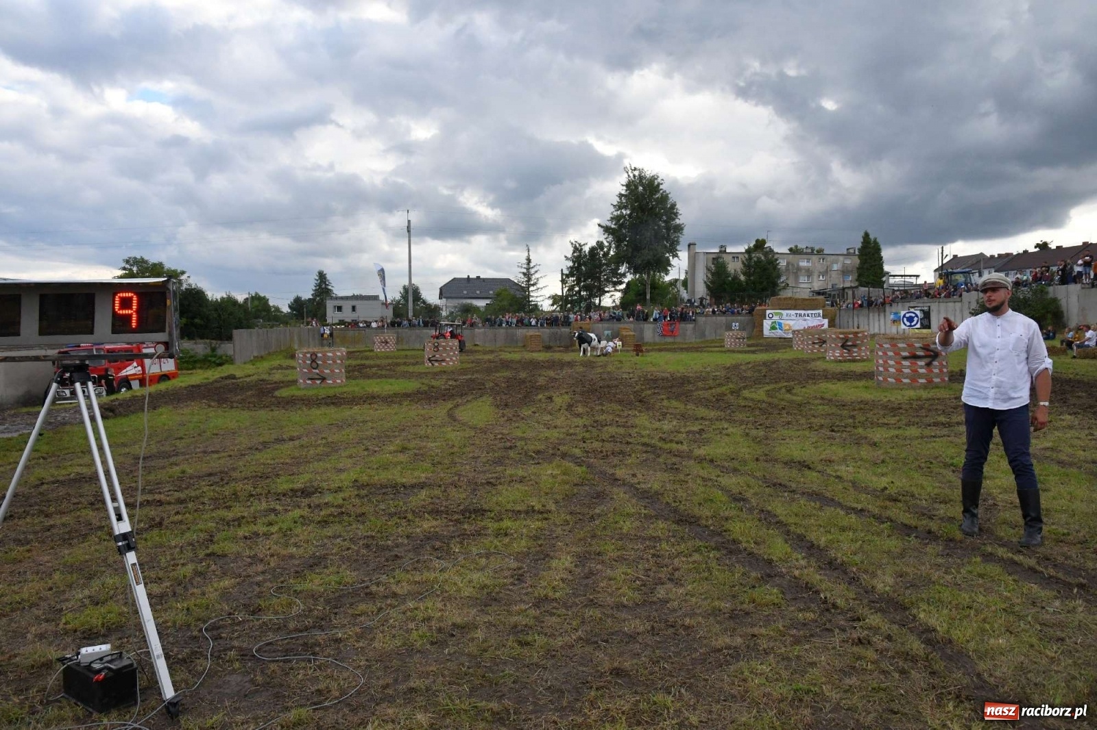 Zdjęcie w galerii na portalu naszraciborz.pl: Fantastyczny Ciapek Racing 2021. Tłum kibiców w Krowiarkach [FOTO i WIDEO] wiadomości z regionu