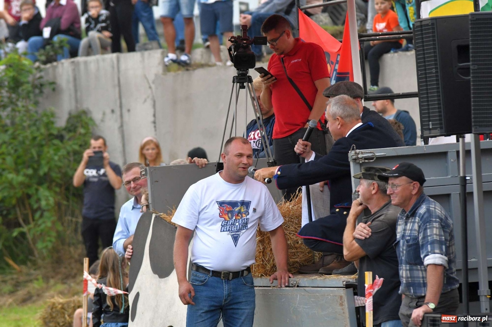 Zdjęcie w galerii na portalu naszraciborz.pl: Fantastyczny Ciapek Racing 2021. Tłum kibiców w Krowiarkach [FOTO i WIDEO] wiadomości z regionu