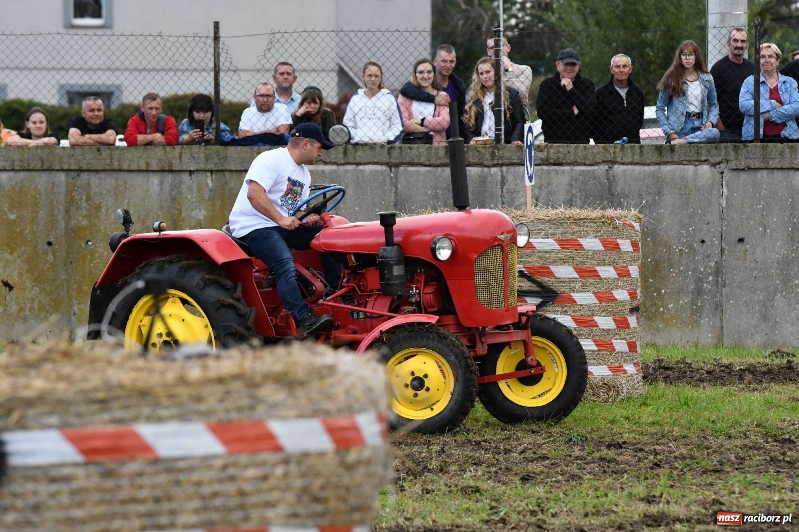Zdjęcie w galerii na portalu naszraciborz.pl: Fantastyczny Ciapek Racing 2021. Tłum kibiców w Krowiarkach [FOTO i WIDEO] wiadomości z regionu