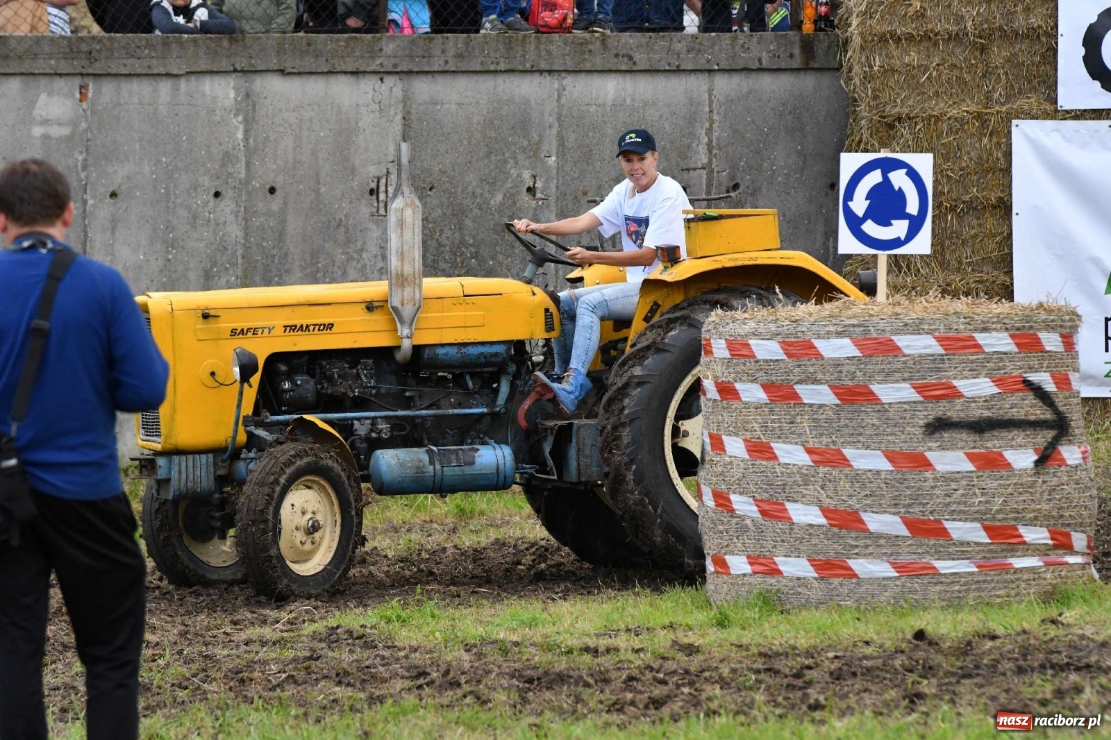 Zdjęcie w galerii na portalu naszraciborz.pl: Fantastyczny Ciapek Racing 2021. Tłum kibiców w Krowiarkach [FOTO i WIDEO] wiadomości z regionu