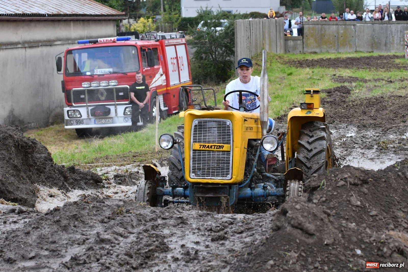 Zdjęcie w galerii na portalu naszraciborz.pl: Fantastyczny Ciapek Racing 2021. Tłum kibiców w Krowiarkach [FOTO i WIDEO] wiadomości z regionu