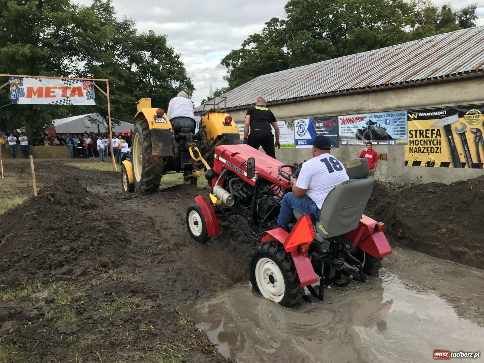 Zdjęcie w galerii na portalu naszraciborz.pl: Fantastyczny Ciapek Racing 2021. Tłum kibiców w Krowiarkach [FOTO i WIDEO] wiadomości z regionu