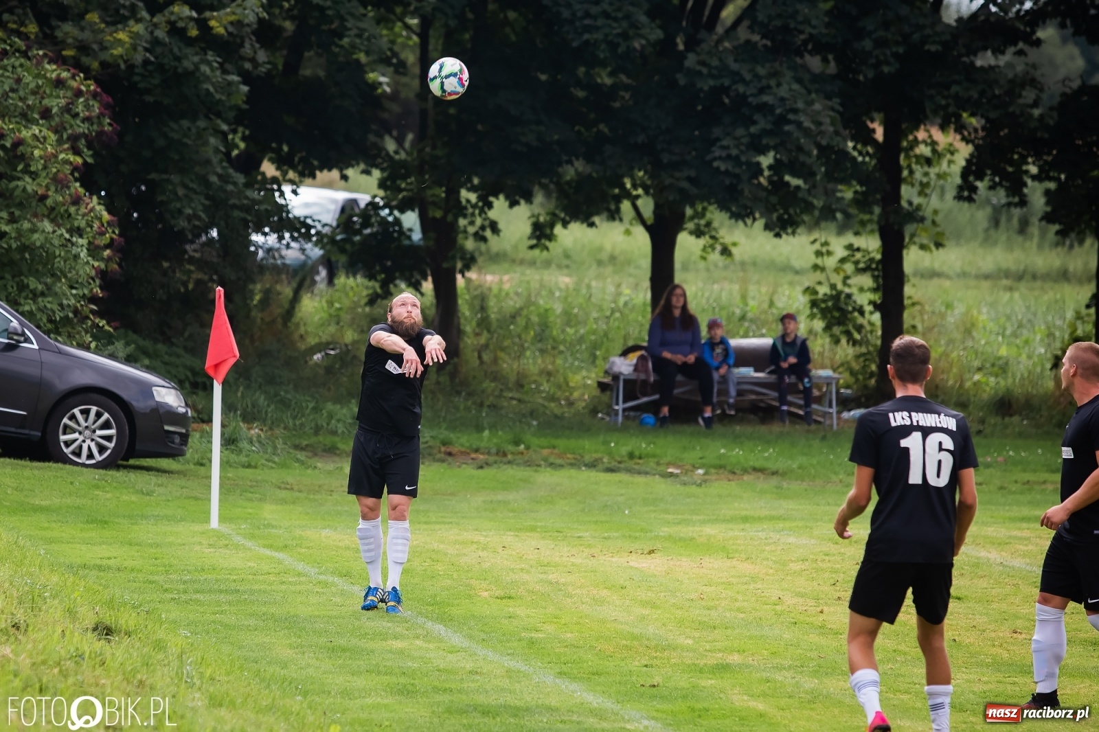 Zdjęcie w galerii na portalu naszraciborz.pl: Do trzech razy sztuka. LKS Pawłów z kompletem punktów [FOTO] wiadomości z regionu