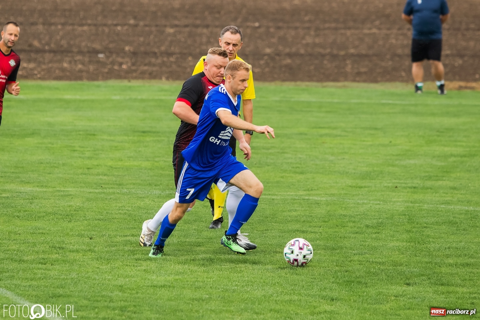 Zdjęcie w galerii na portalu naszraciborz.pl: Kanonada w Pietraszynie. Gospodarze bez punktów! [FOTO] wiadomości z regionu