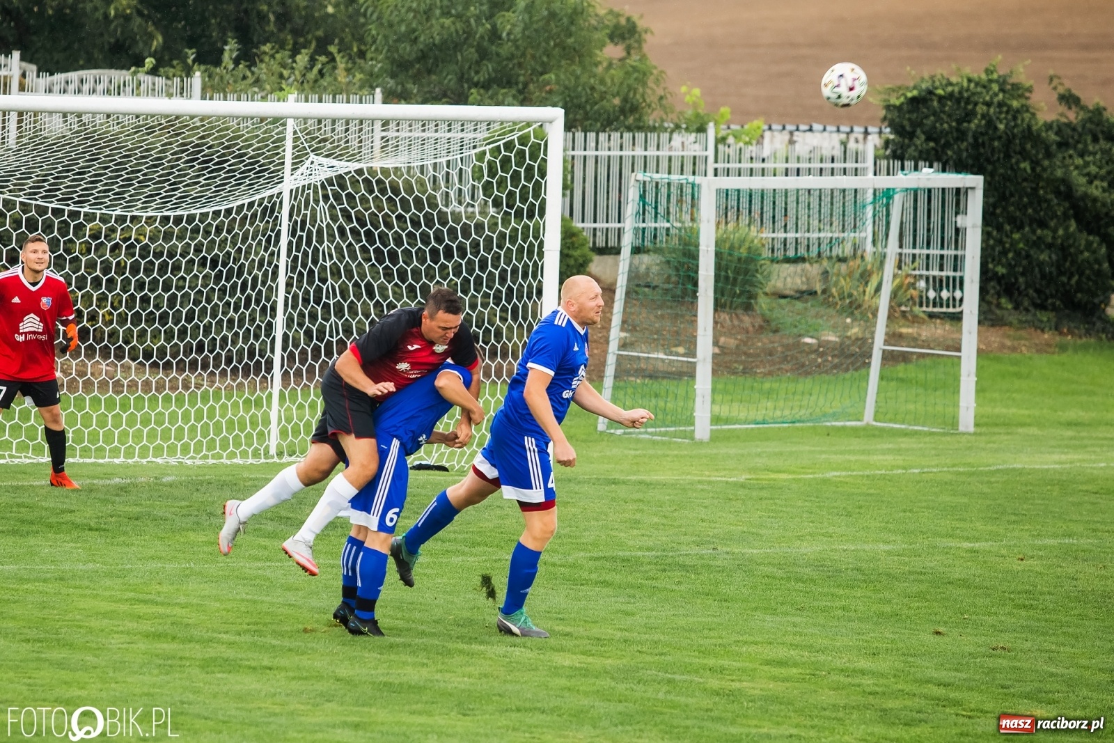 Zdjęcie w galerii na portalu naszraciborz.pl: Kanonada w Pietraszynie. Gospodarze bez punktów! [FOTO] wiadomości z regionu