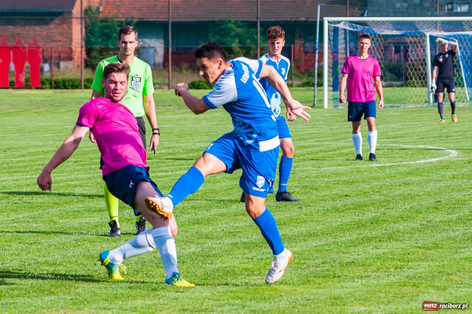Zdjęcie w galerii na portalu naszraciborz.pl: Festiwal zmarnowanych sytuacji w Krzyżanowicach [FOTO] wiadomości z regionu