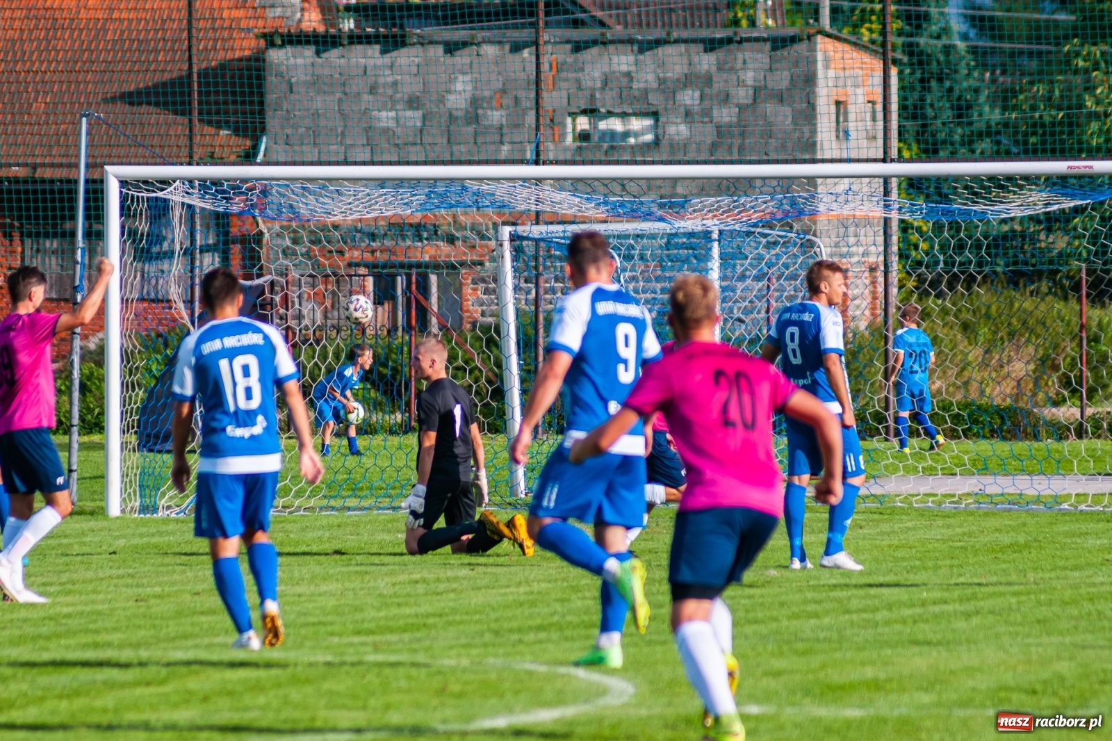 Zdjęcie w galerii na portalu naszraciborz.pl: Festiwal zmarnowanych sytuacji w Krzyżanowicach [FOTO] wiadomości z regionu