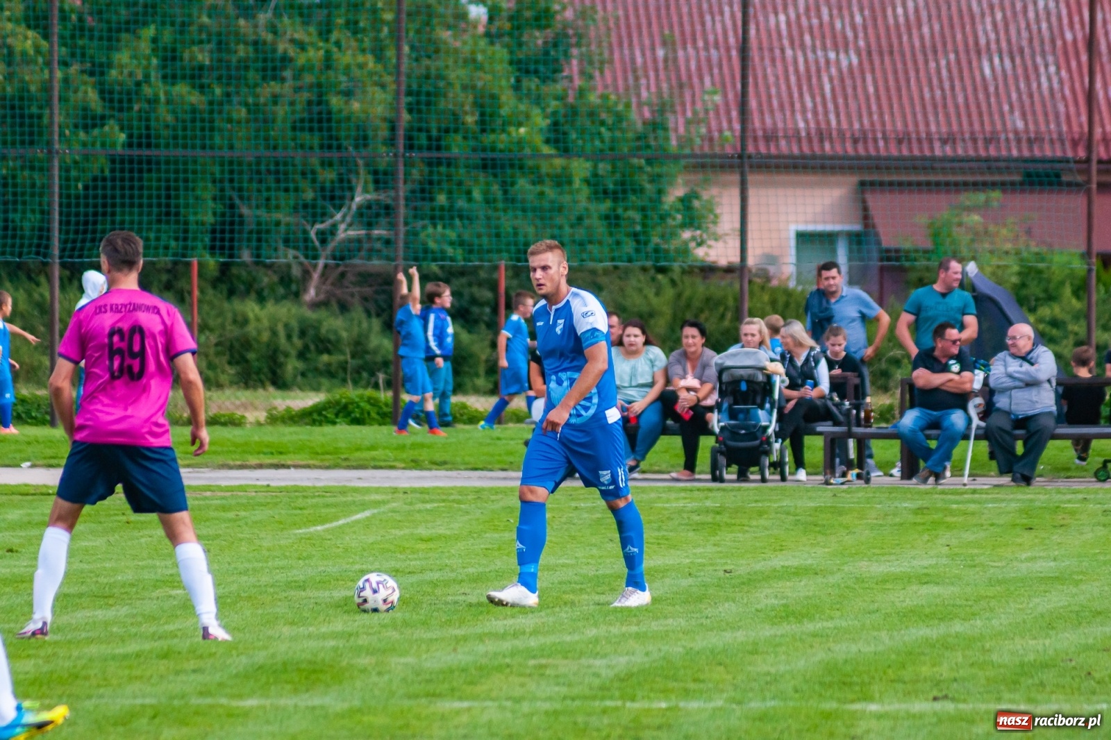Zdjęcie w galerii na portalu naszraciborz.pl: Festiwal zmarnowanych sytuacji w Krzyżanowicach [FOTO] wiadomości z regionu