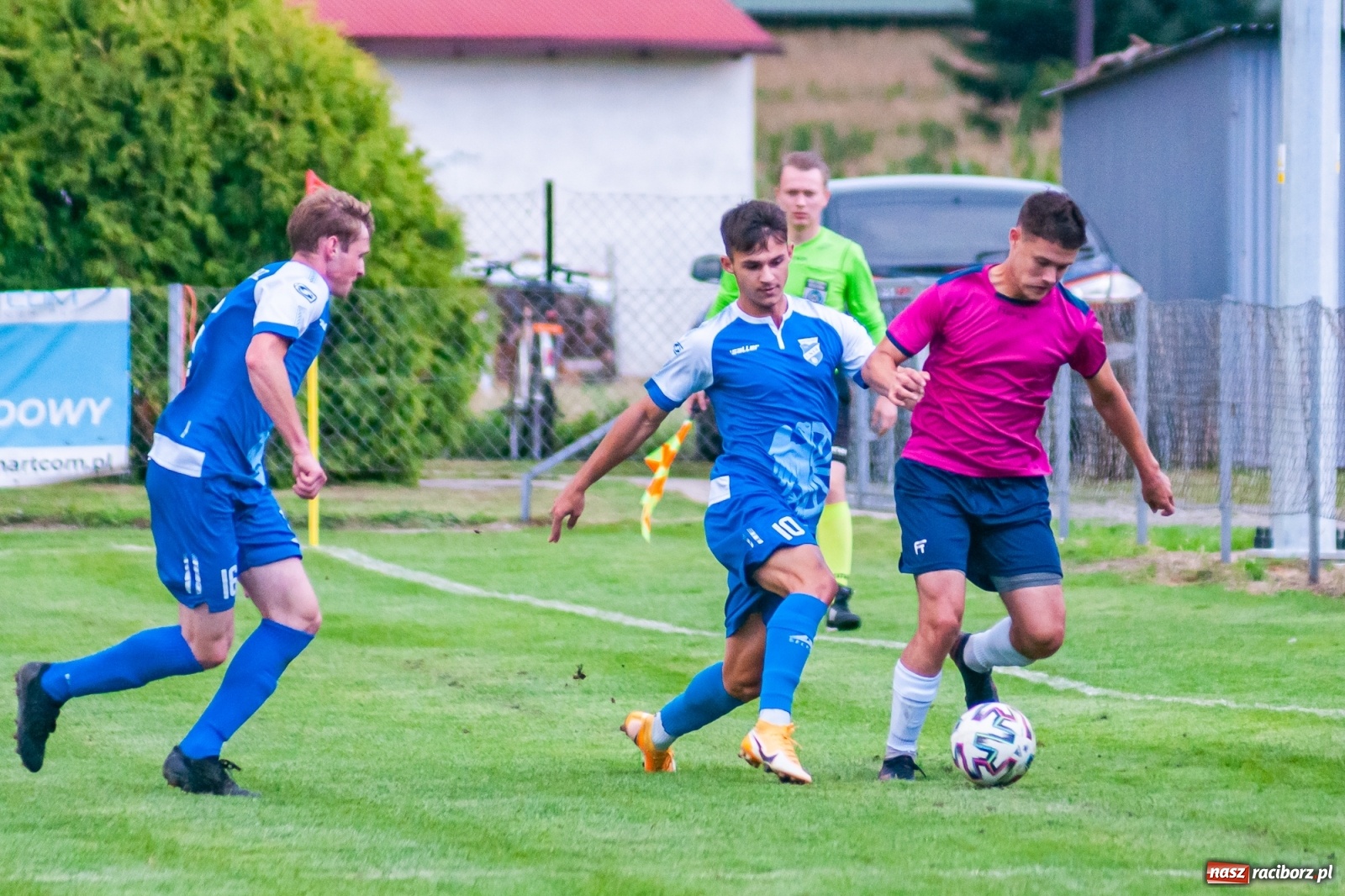 Zdjęcie w galerii na portalu naszraciborz.pl: Festiwal zmarnowanych sytuacji w Krzyżanowicach [FOTO] wiadomości z regionu