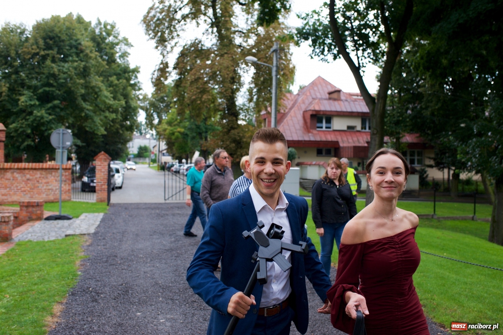 Zdjęcie w galerii na portalu naszraciborz.pl: Tworkowski piknik przy zamku zakończony fire show [FOTO] wiadomości z regionu