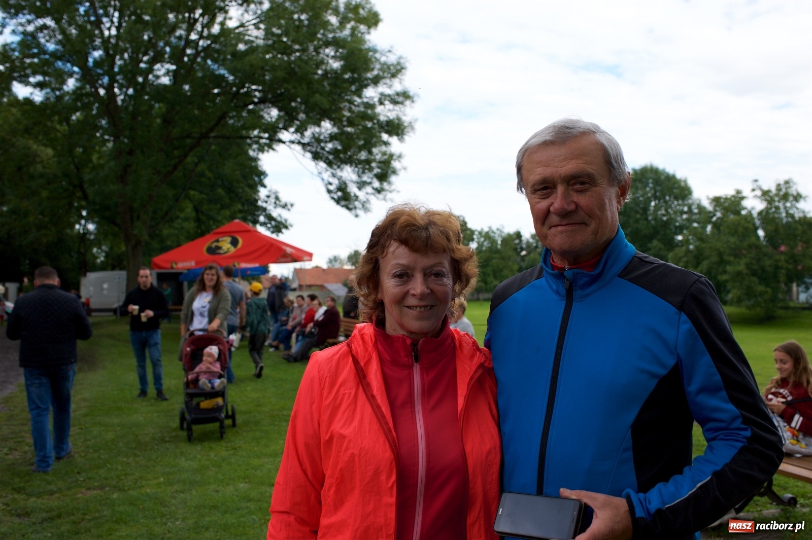 Zdjęcie w galerii na portalu naszraciborz.pl: Tworkowski piknik przy zamku zakończony fire show [FOTO] wiadomości z regionu